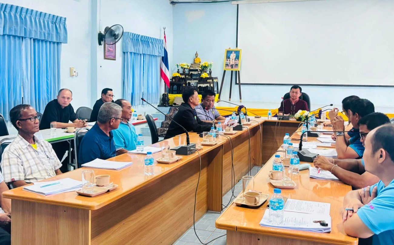 องค์การบริหารส่วนตำบลโนนสะอาด ได้จัดประชุมคณะกรรมการการพัฒนาท้องถิ่น ประจำปี พ.ศ. 2569 วันที่ 11 สิงหาคม 2569  เวลา 10.00 น. นายวีระเดช โพธิ์ศรีราช นายกองค์การบริหารส่วนตำบลโนนสะอาด ได้ให้เกียรติมาเป็นประธานในพิธีเปิดและดำเนินการประชุม เพื่อร่วมกันพิจารณาจัดทำแผนพัฒนาท้องถิ่น (พ.ศ. 2570 - 2575) ให้เป็นไปด้วยความเรียบร้อย ถูกต้องตามระเบียบกระทรวงมหาดไทย ตลอดจนขับเคลื่อนแนวทางการพัฒนาและแก้ไขปัญหาในพื้นที่ตำบลโนนสะอาดให้เกิดประสิทธิภาพสูงสุด ณ ห้องประชุมสภาองค์การบริหารส่วนตำบลโนนสะอาด